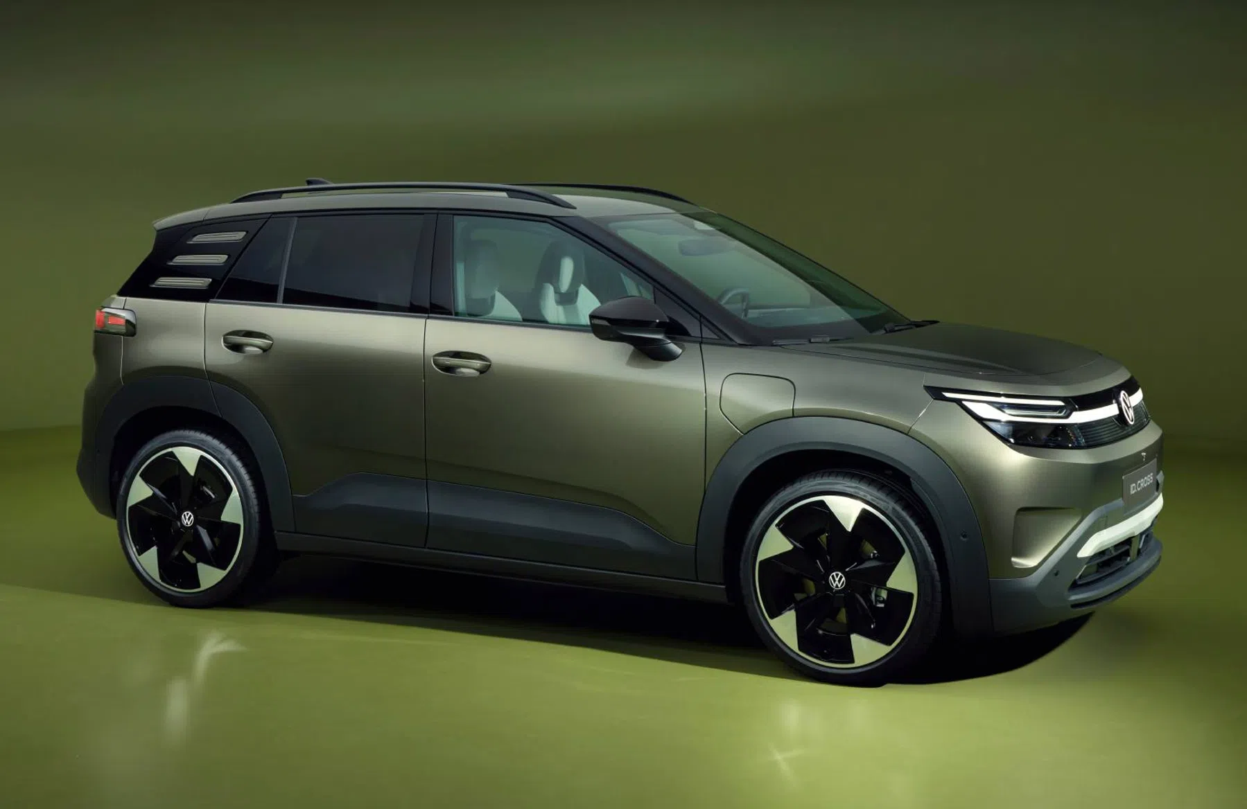 Volkswagen ID. Cross studio
